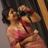 Komal Soni